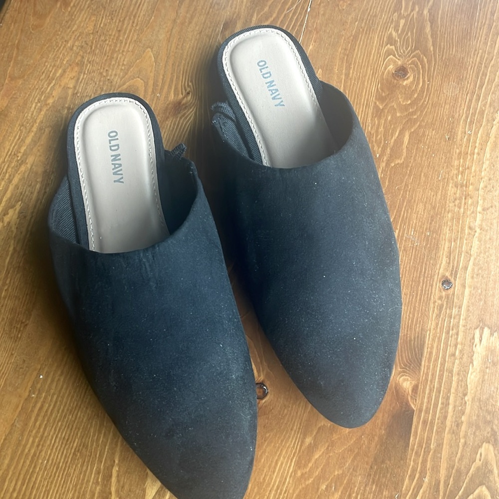 Black slip on flats